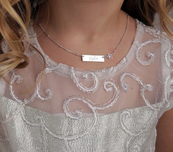 Sterling Silver Children’s Bar Necklace with Daisy (BCN-HBar Daisy)