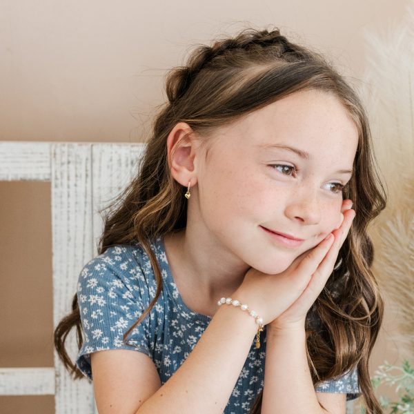 14K Gold Plated Simulated Pearl and Sparkling Stardust Children’s Bracelet
