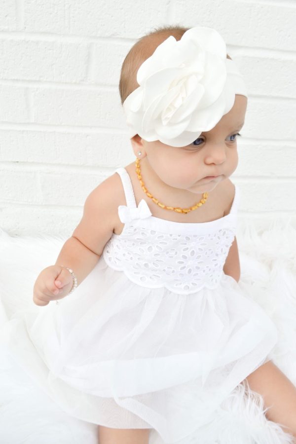 Amber Teething Necklace for Teething Babies and Toddlers (Honey) - Cherished Moments Jewelry