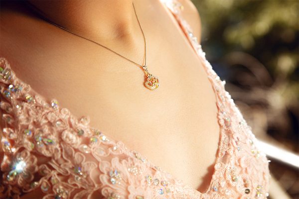 Quinceañera Crown Necklace